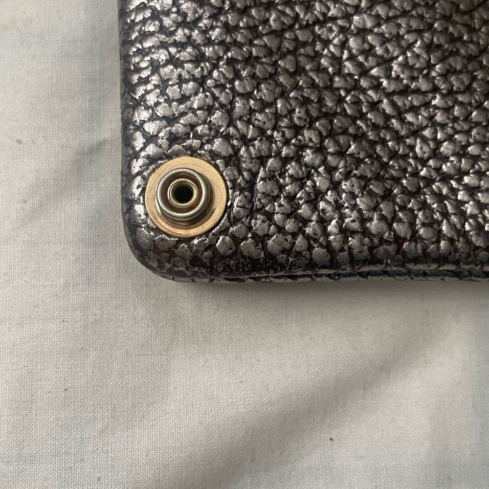 Metallic Leather Hobo Bag by Arron made in Italy - Picture 8 of 9